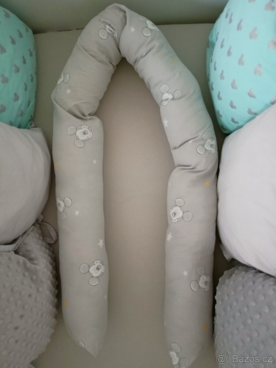 Sada do dětské postýlky - 2