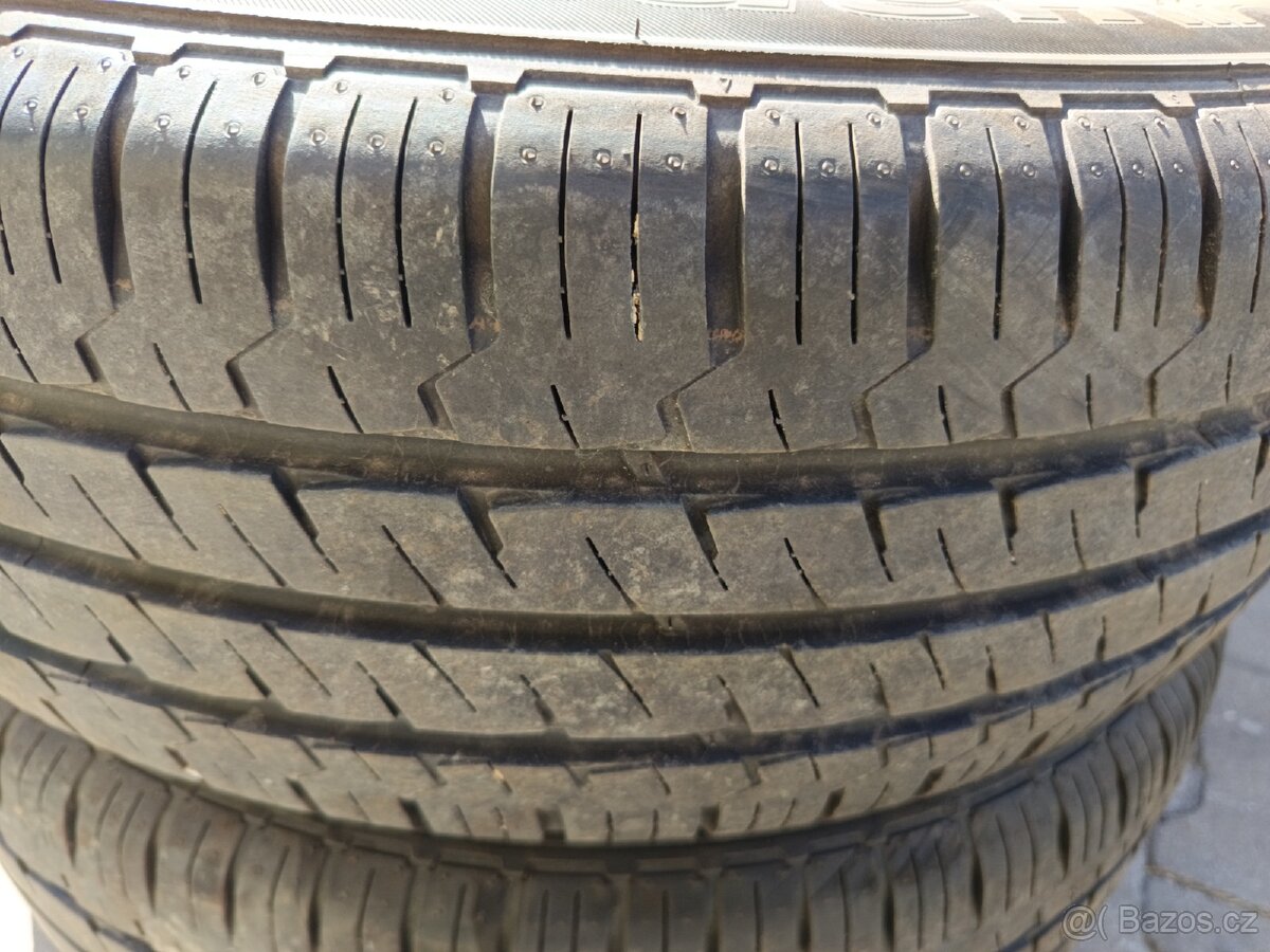 205/65r16c 107/105T. 2x letní - 2
