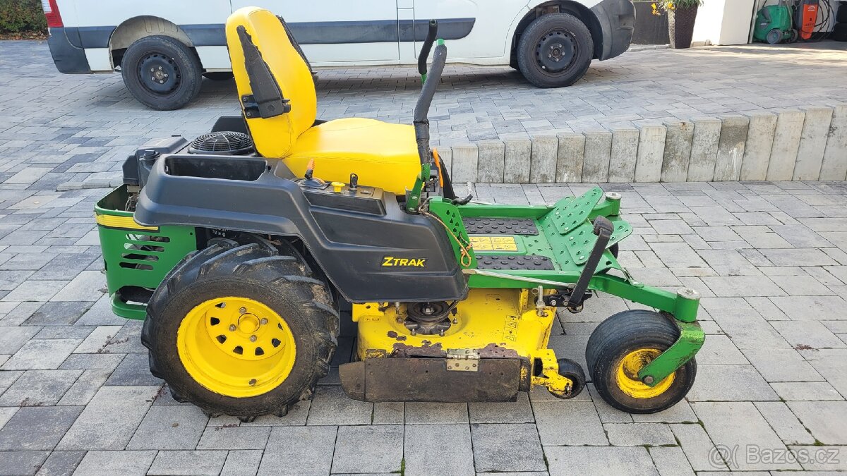 Zahradní traktor, rider John Deere Z540R - 2