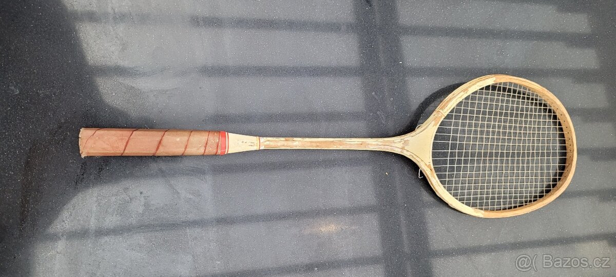 Badmintonová raketa - 2