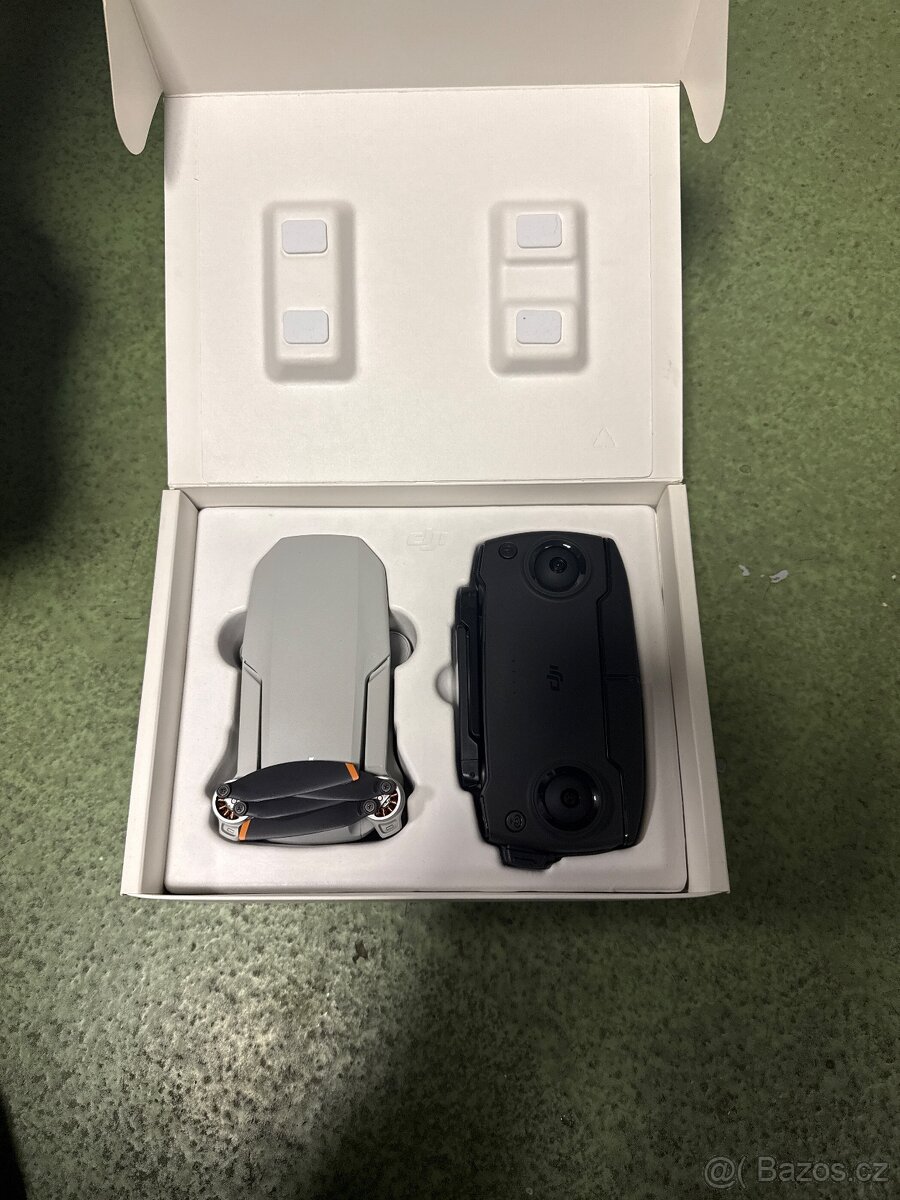 Dron DJI MINI SE - 2