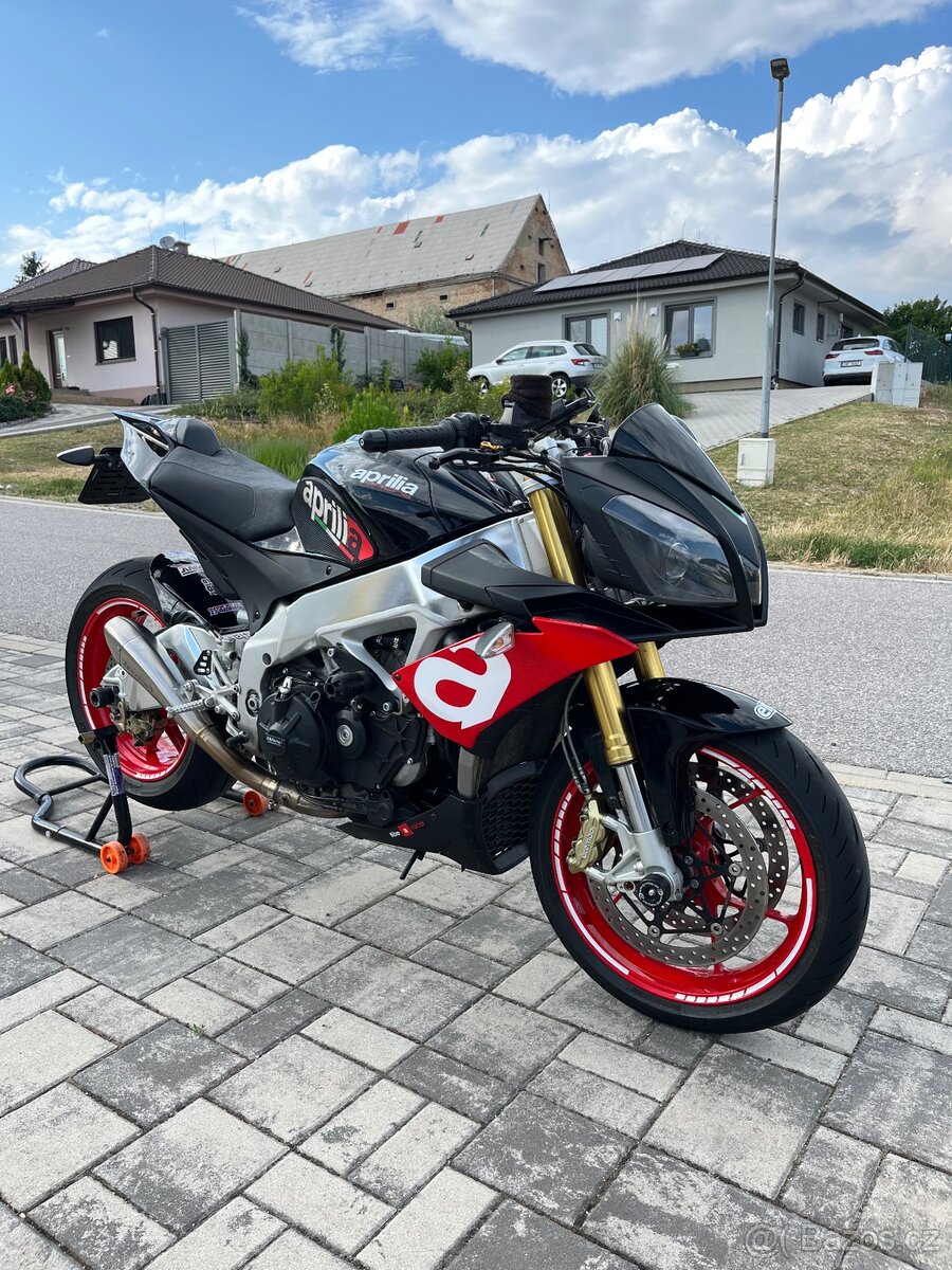 Aprilia Tuono V4R - 2