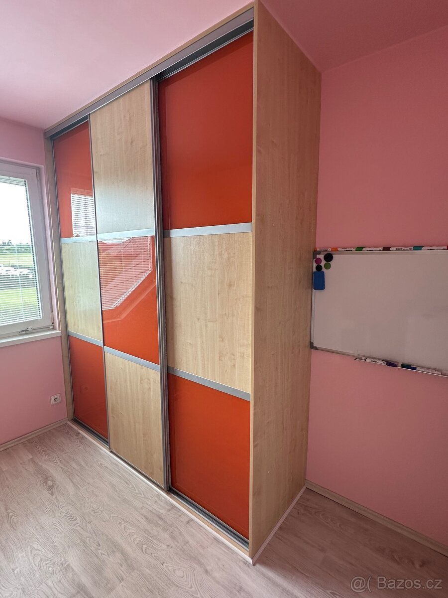 Vestavěná skříň do dětského pokoje - 2