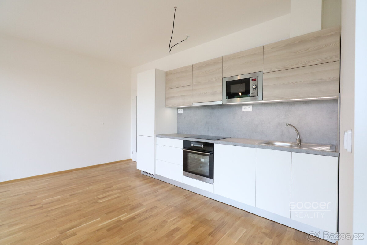 Pronájem bytu 2+kk/B, 46 m2 + 5 m2 balkon, ulice Breitfeldov - 2