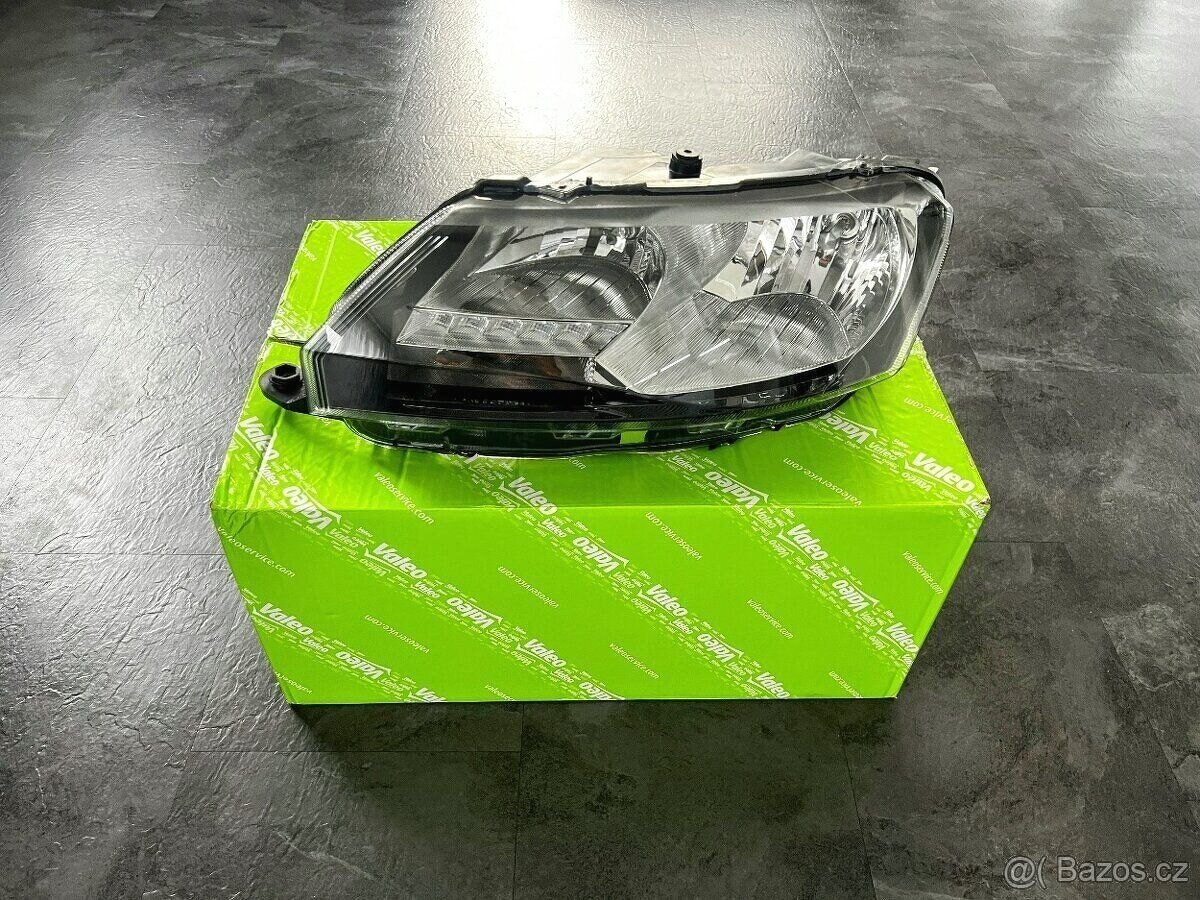 PŘEDNÍ SVĚTLA ŠKODA RAPID / ZASÍLÁME - 2