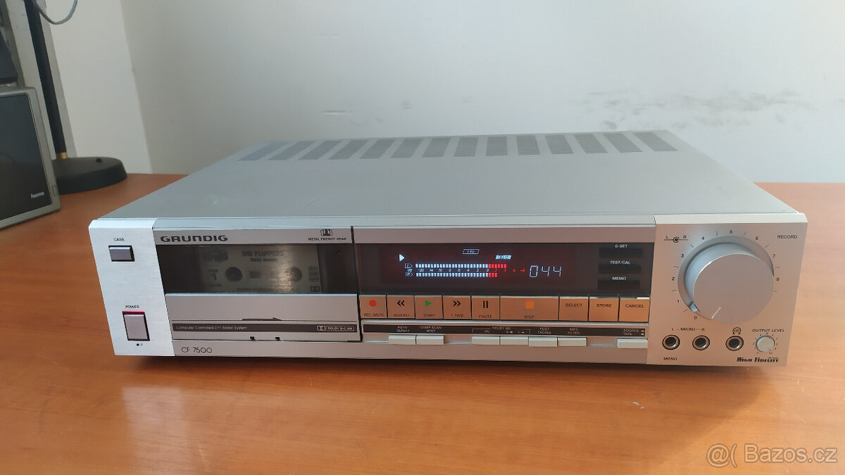 Grundig ( 3 hlavy , 3 motory) vzácný magnetofon - 2