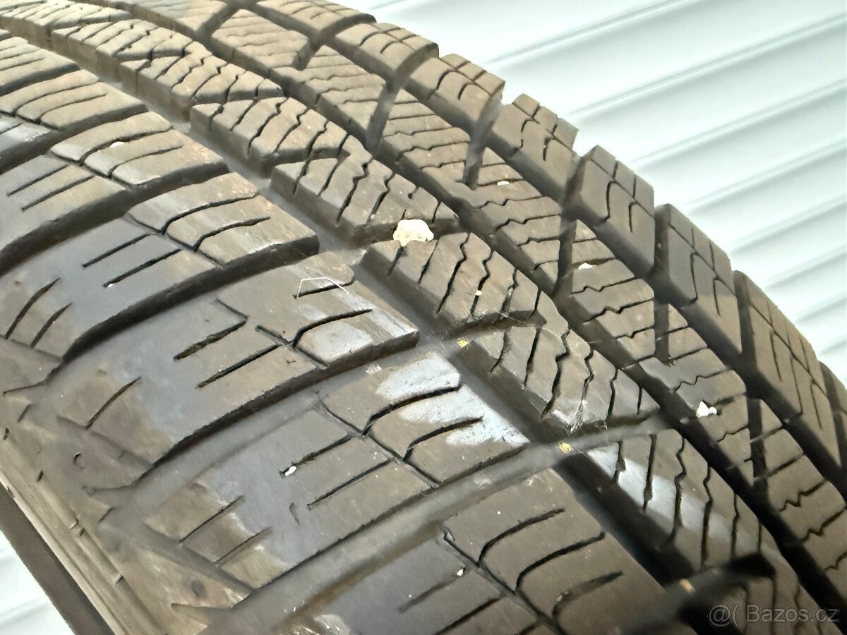 Zimní pneu Barum 165/70R14 - 2