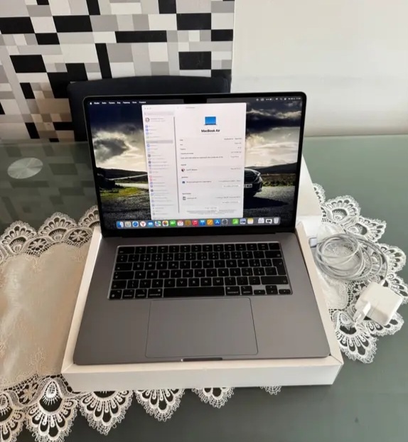 Apple Macbook Air 15,3 M2 8GB 512GB - 2