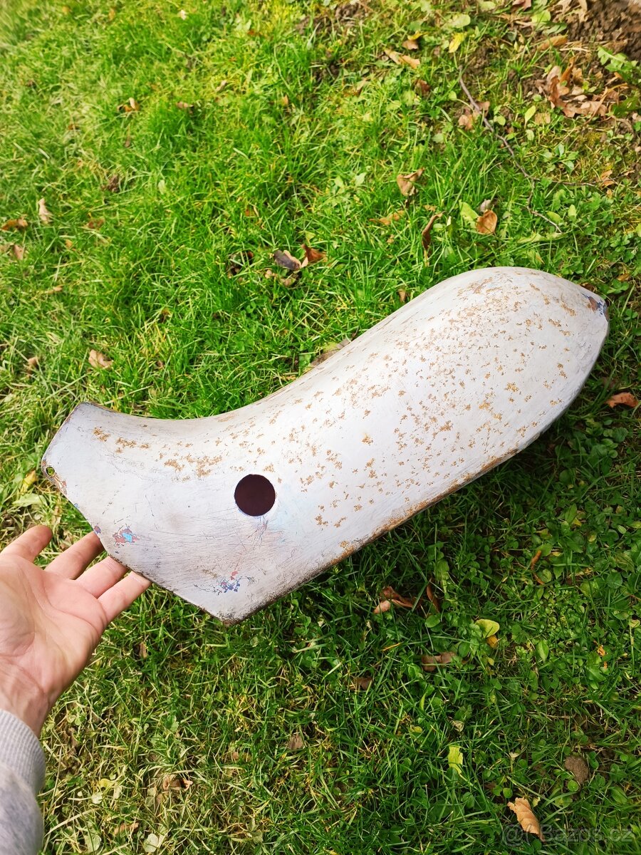 Jawa 20/21 Vrchní Díl Prsíček - 2