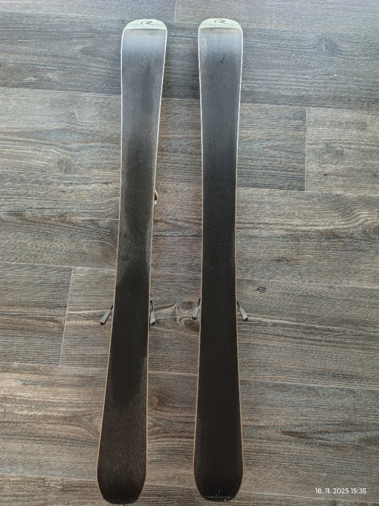 Dětské lyže Rossignol Xfigt, 100cm, + lyžáky a helma - 2