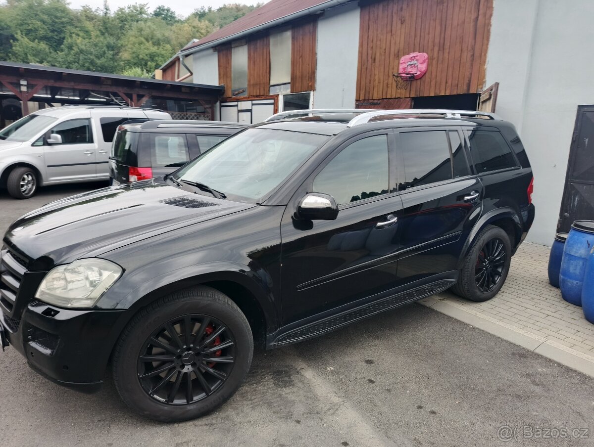 Mercedes Benz GL 500 - 2