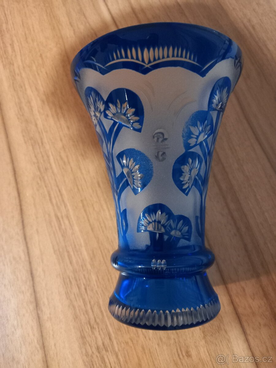 Váza - kobaltové sklo - 2