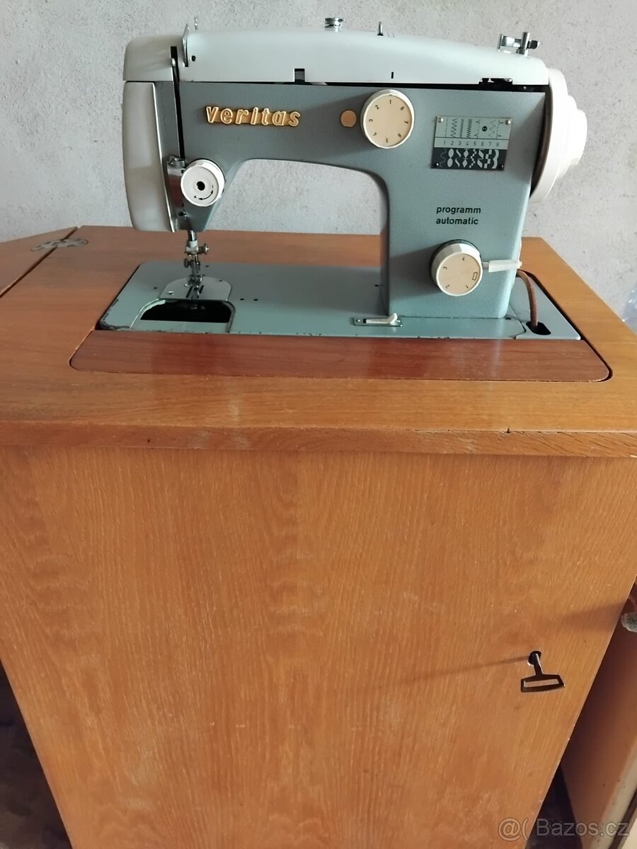 Šicí stroj Veritas - 2