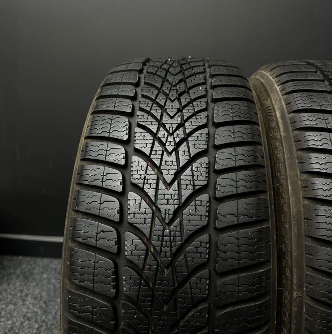 2ks pneu Dunlop 205/45/17 - 2