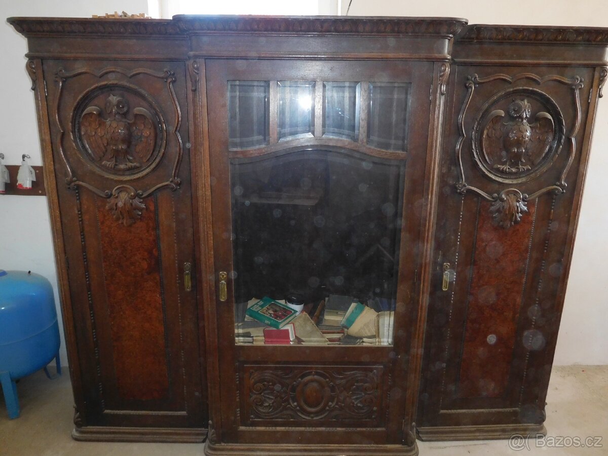 Starožitné skříně - 2