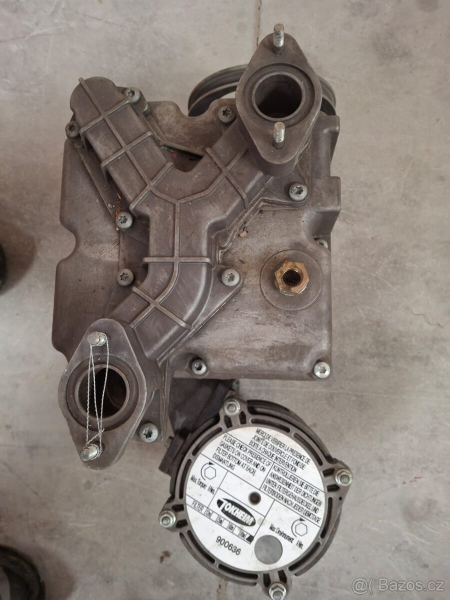 Výdejní čerpadlo na naftu. - 2