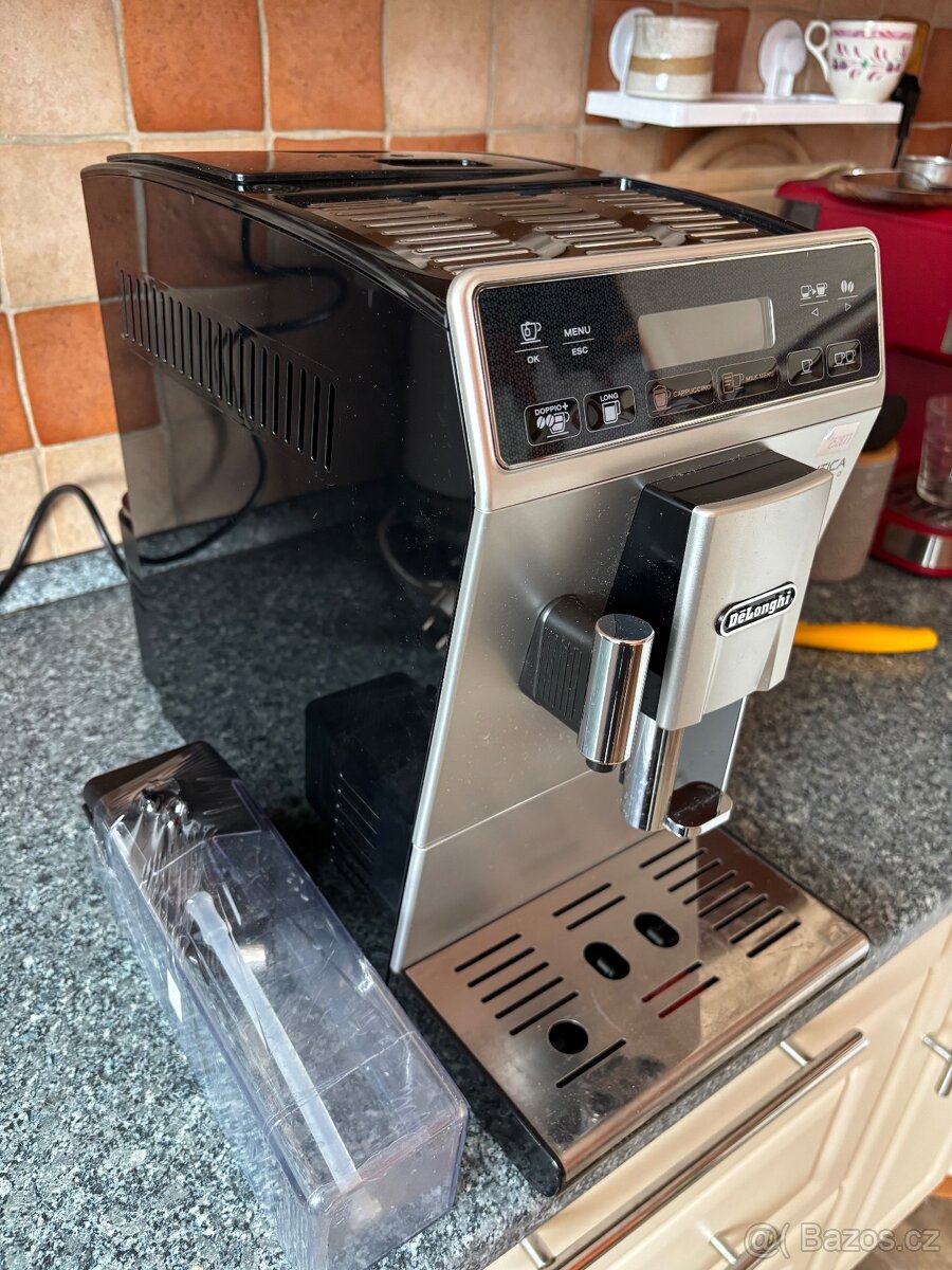Kávovar DeLonghi Autentica Cappuccino ETAM 29.660.SB stříbrn - 2