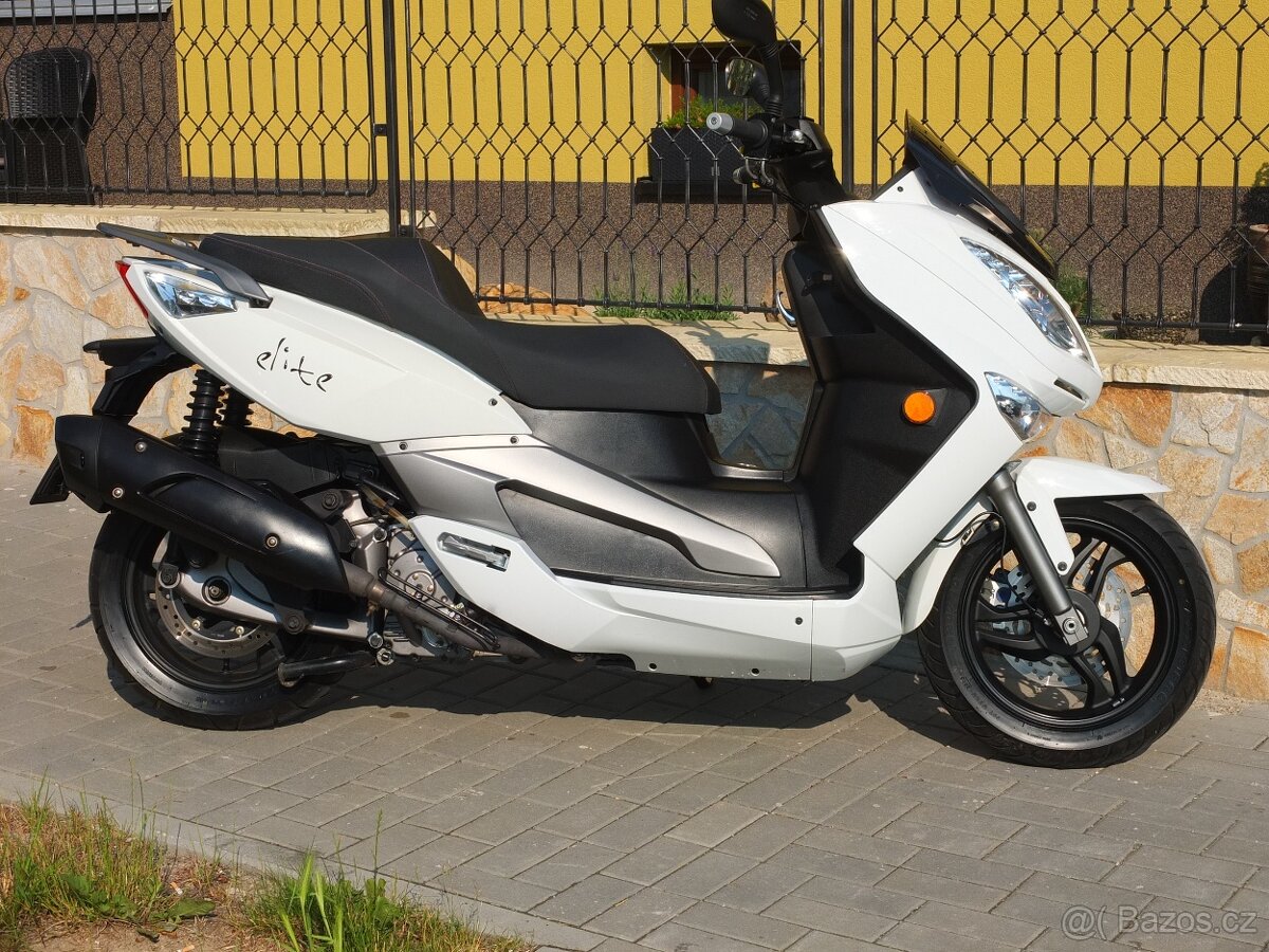Aeon ELITE 400i MaxiSkutr--Top Stav a Top km 1500km - 2