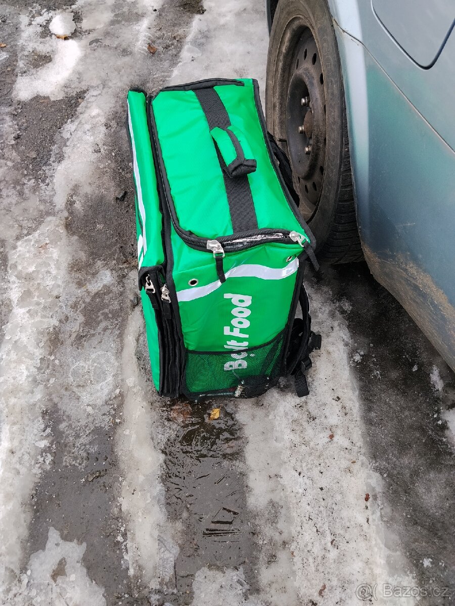 Prodám termotašku na jídlo Bolt v dobrém stavu. - 2