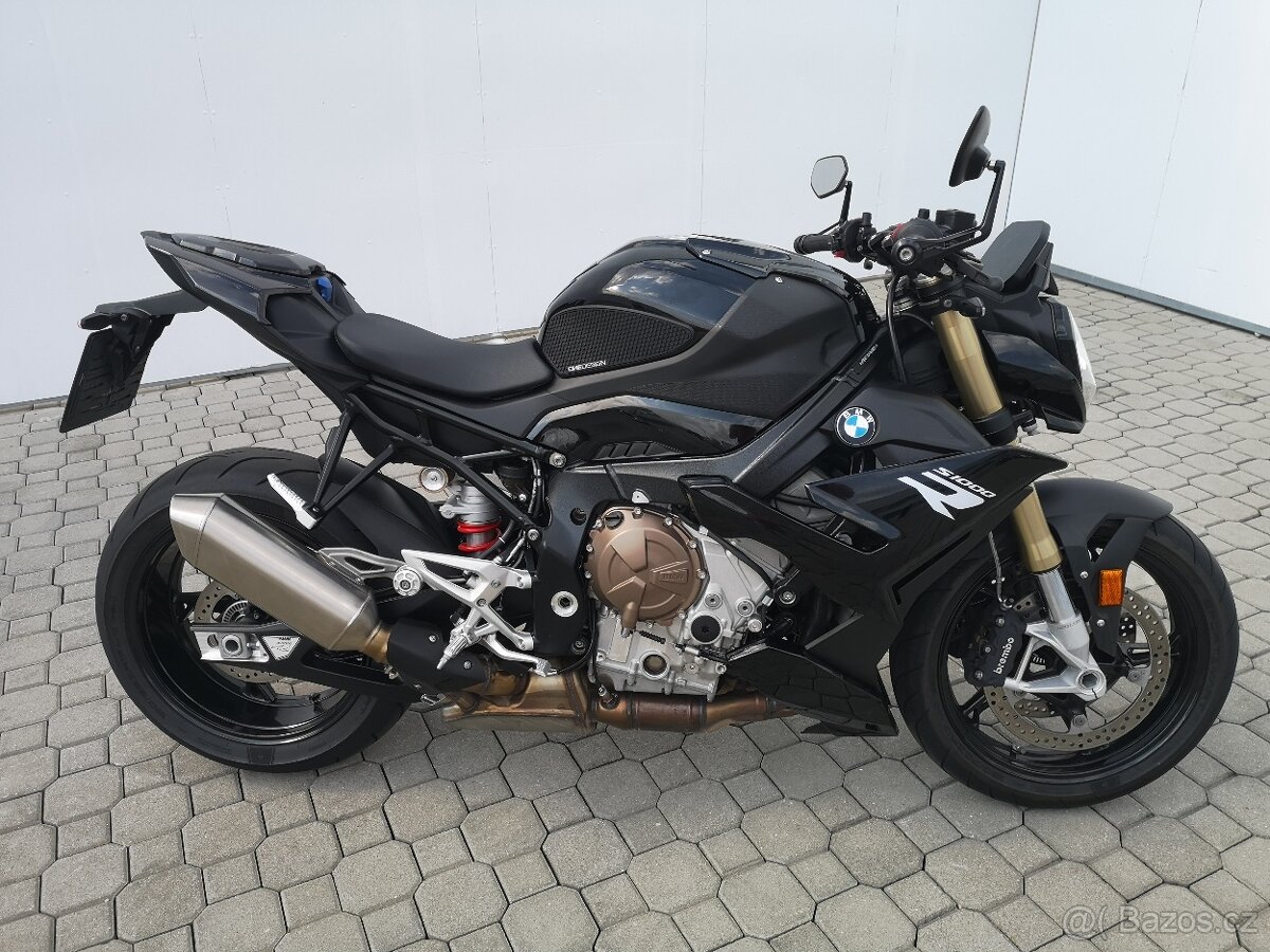 BMW S1000R r.v.2024, 1.majitel, nové v ČR. najeto 8.623 km - 2
