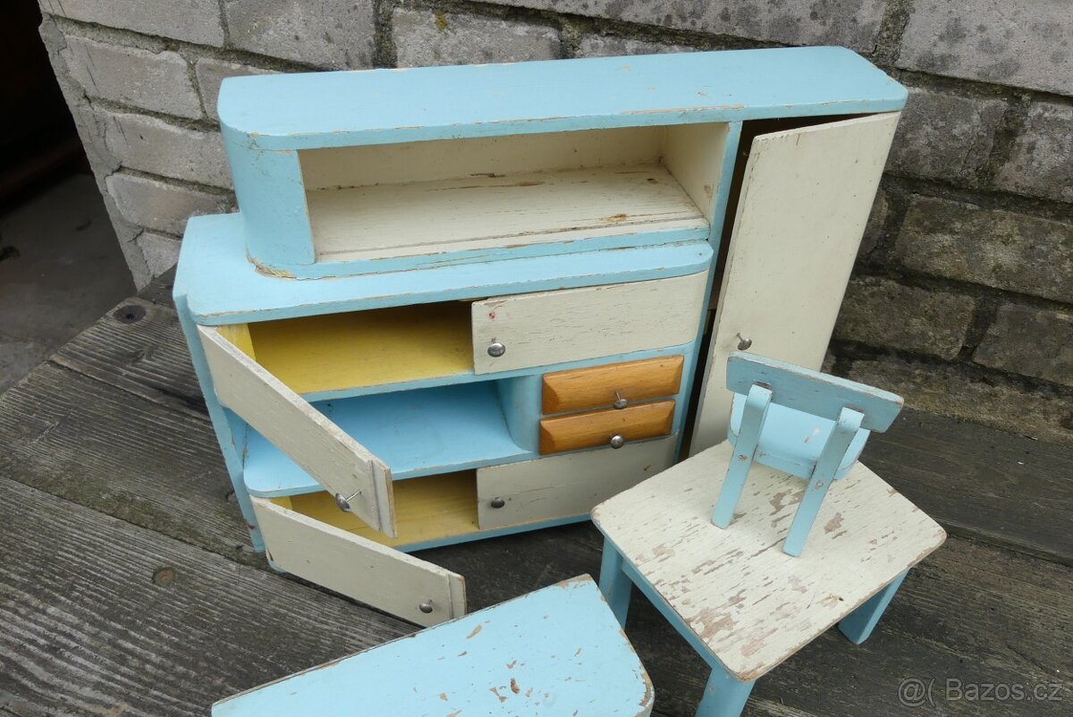 Dřevěný nábytek pro panenky, kuchyňka, kredenc - 2