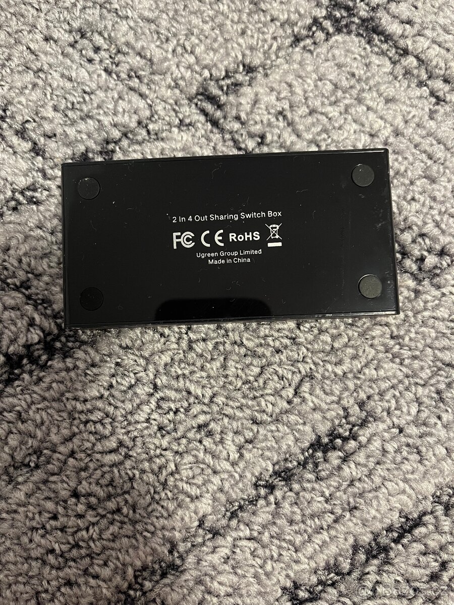 Ugreen 2 in 4 switch - 2