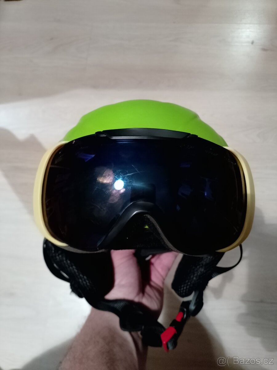 Lyžařská přilba, helma - 2