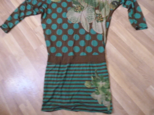 triko Desigual vel.M - 2