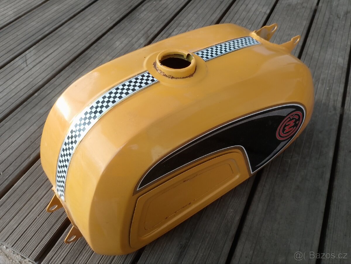 ČZ 476, 477 nová nádrž - 2