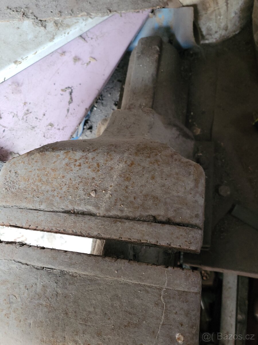 svěrák pro kováře - 2