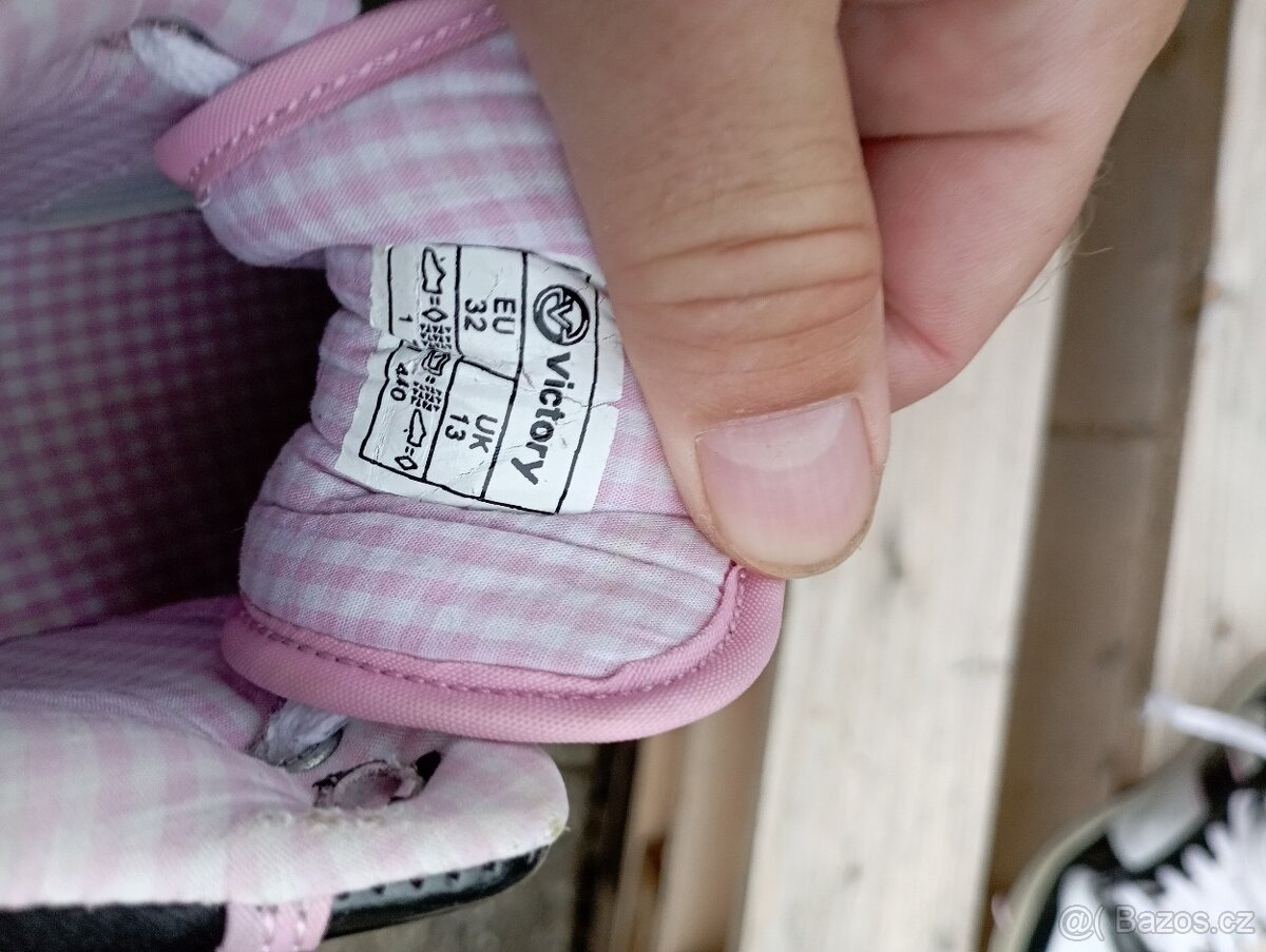 Boty 11. - velikost 32 - 2