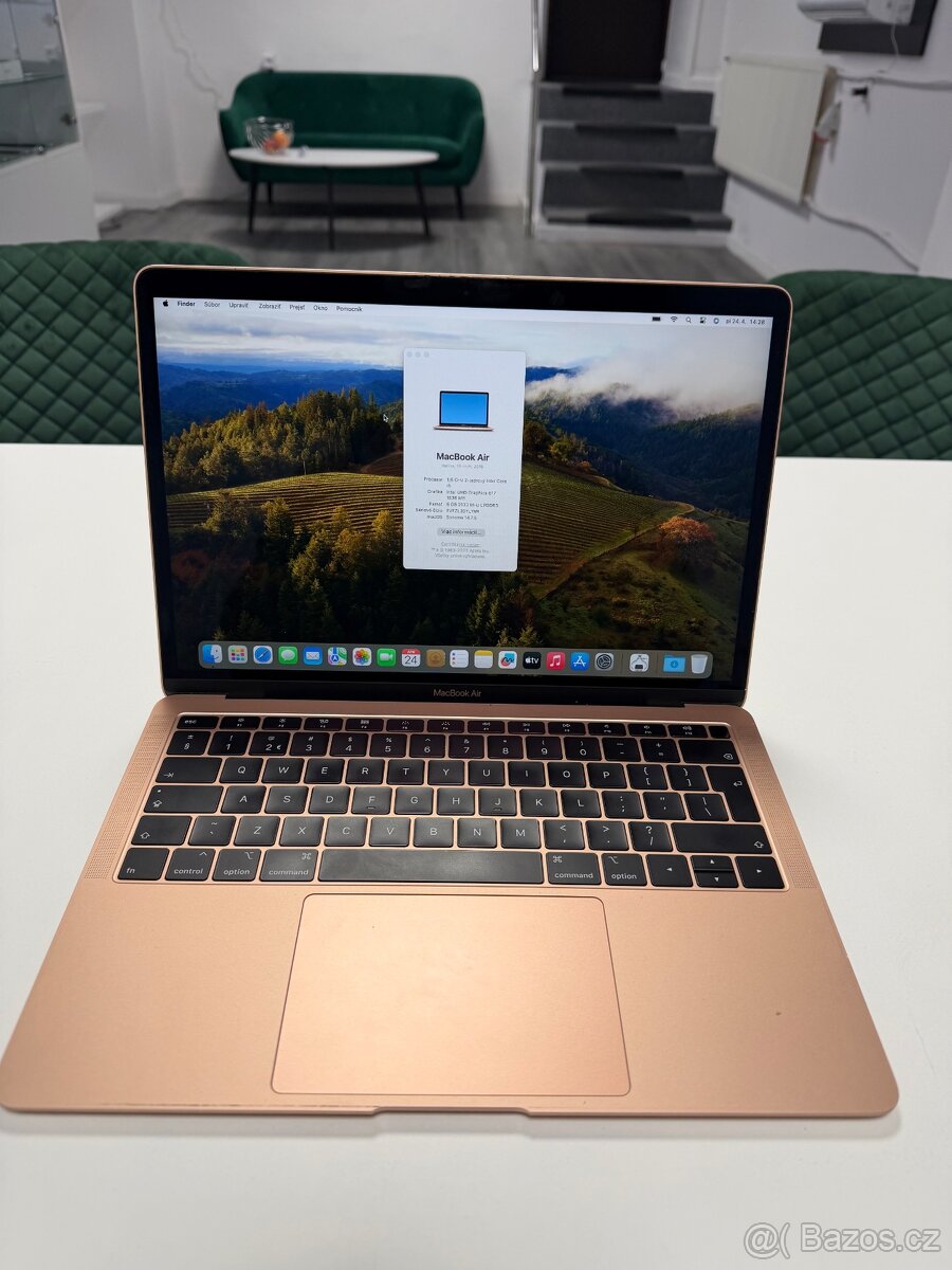 MacBook Air 13 2019 GOLD - 2