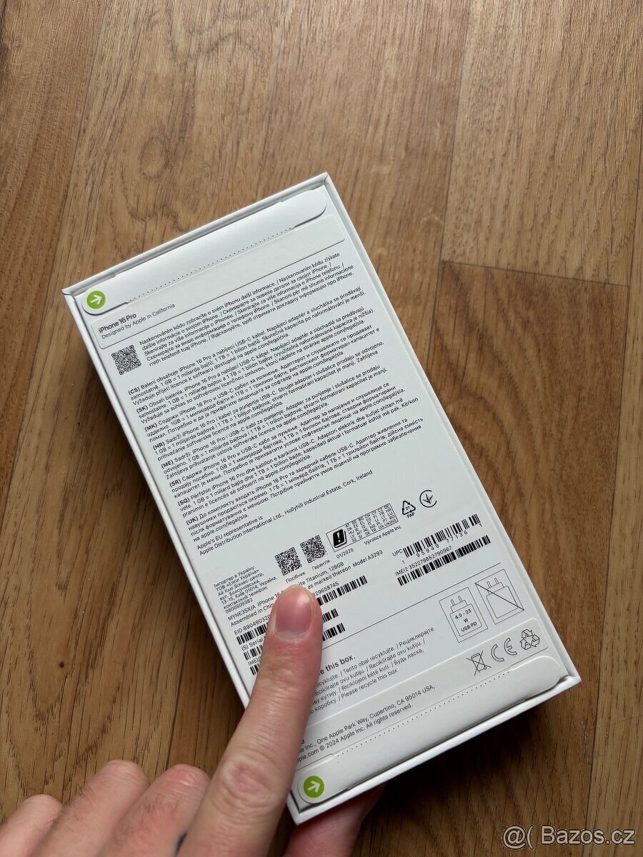 Apple iPhone 16 Pro 128Gb bílý - 2