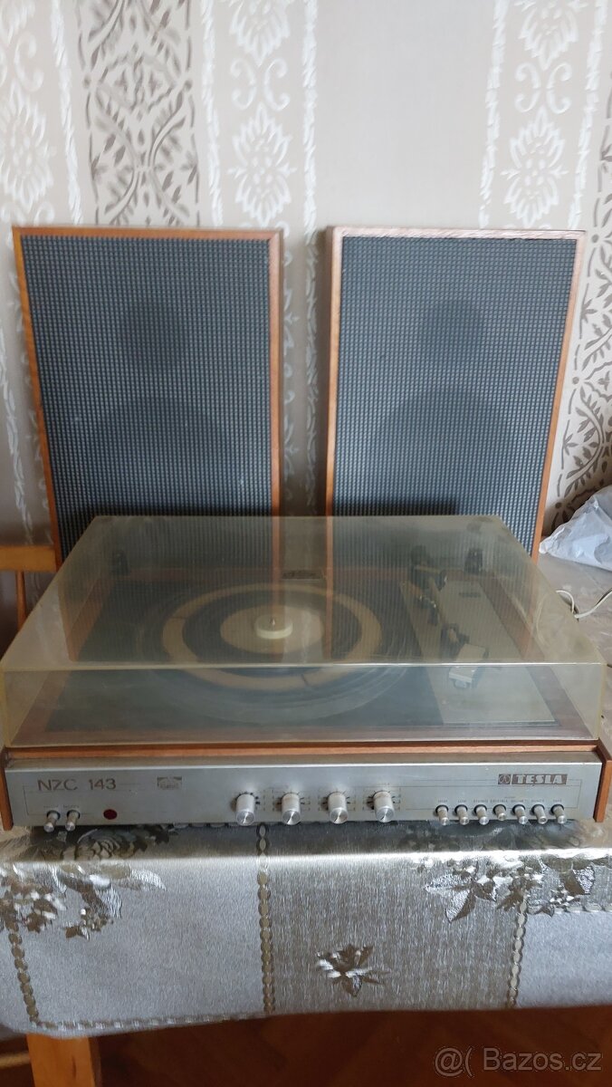 Gramofon Tesla - 2