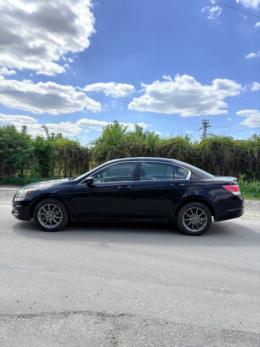 Honda accord 2,4 i-vtec - 2