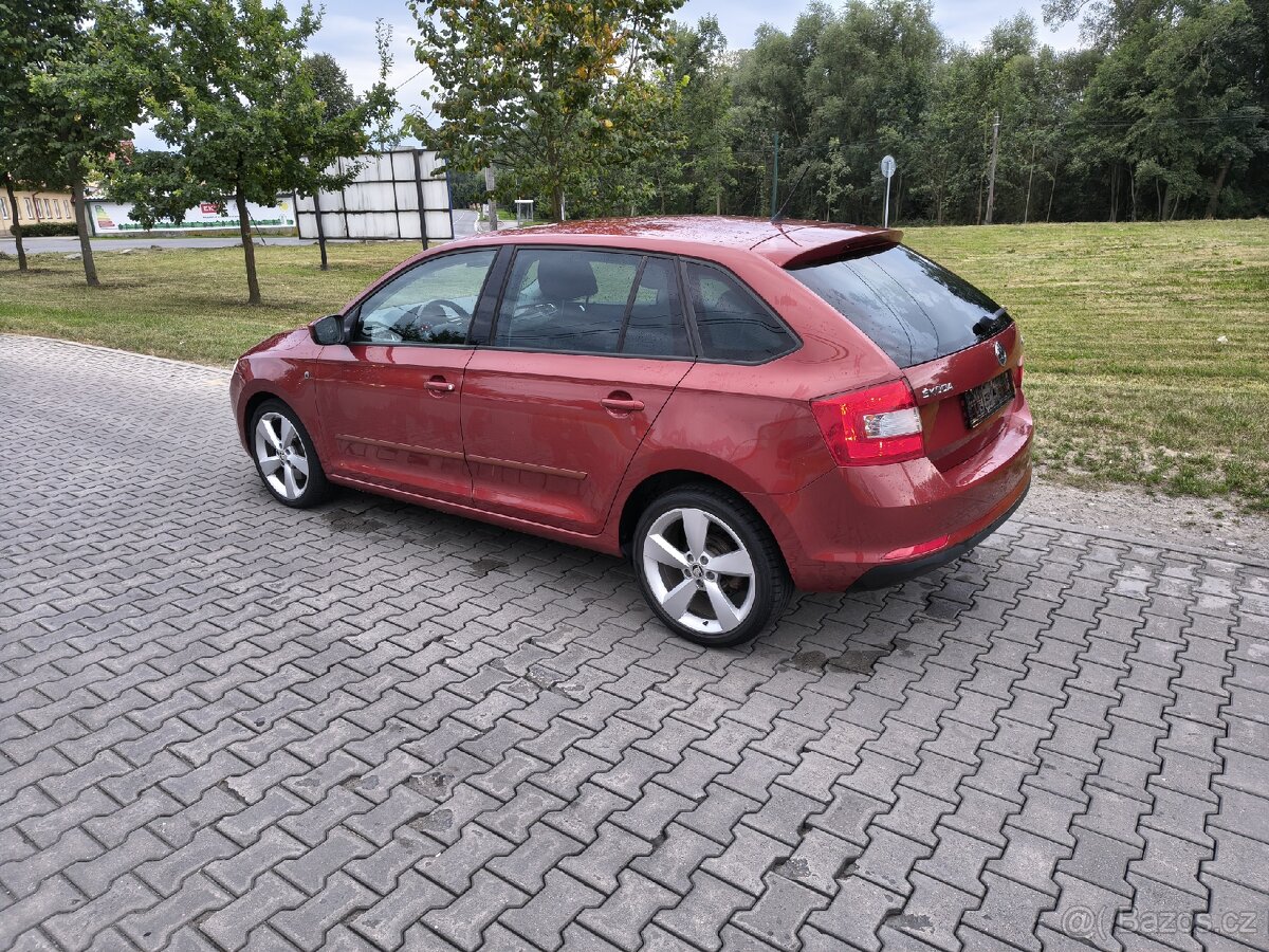 Rapid Spaceback 1.4 TSI DSG xenon - 2