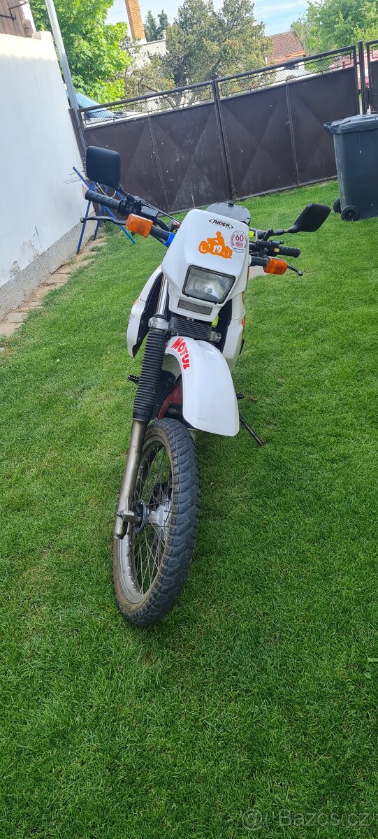 SUZUKI DR 650