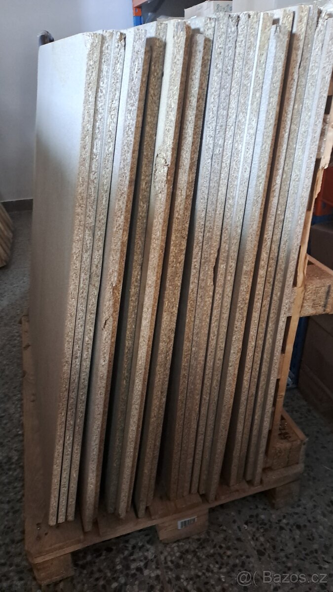 Dřevotřískové desky 114x114 cm - 2