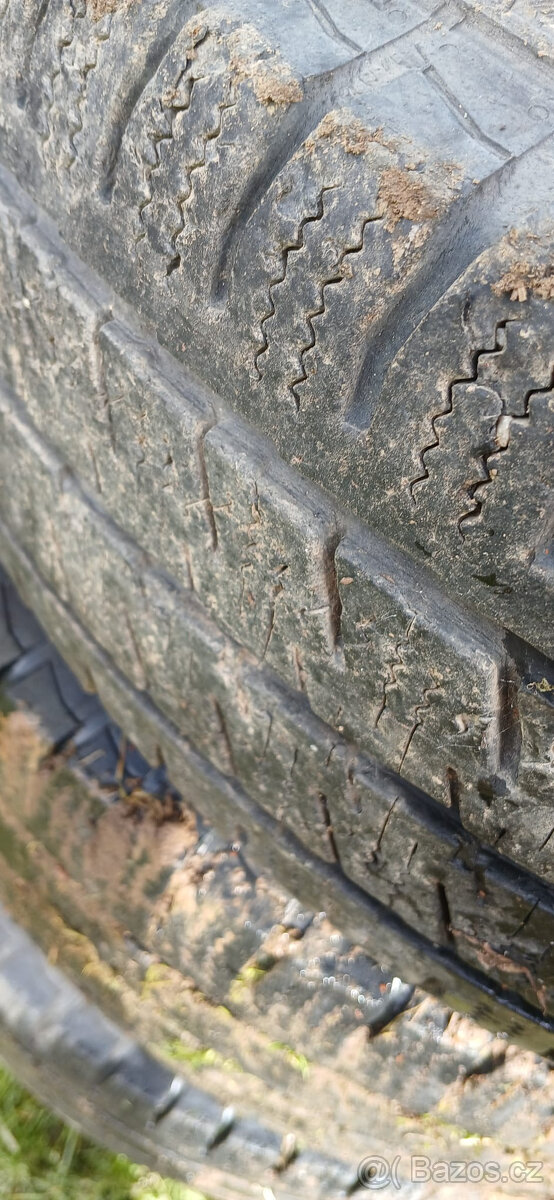 Zimní zátěžová kola na VW T4 rozměr 195/70R15C - 2