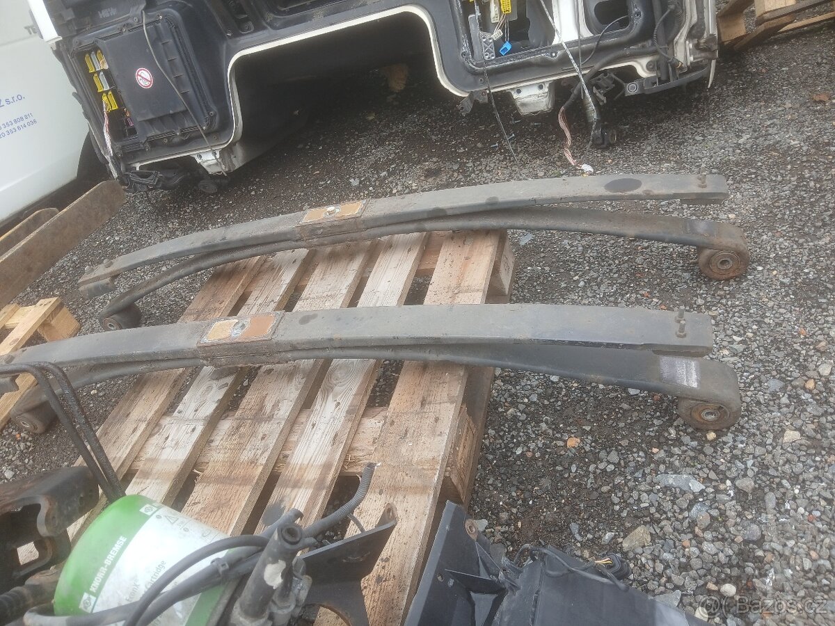 Man tgl péra zadní 2list - 2