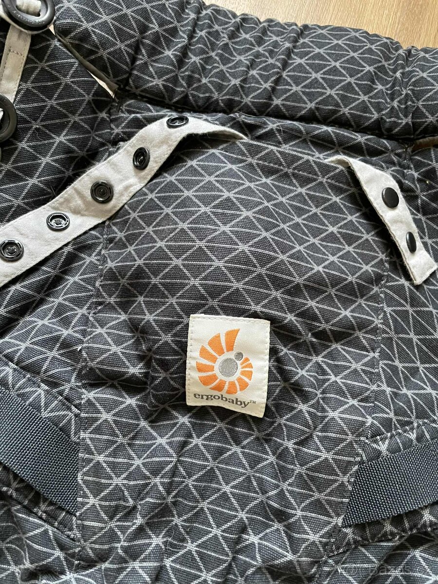 Rostoucí nosítko Ergobaby Adapt - 2