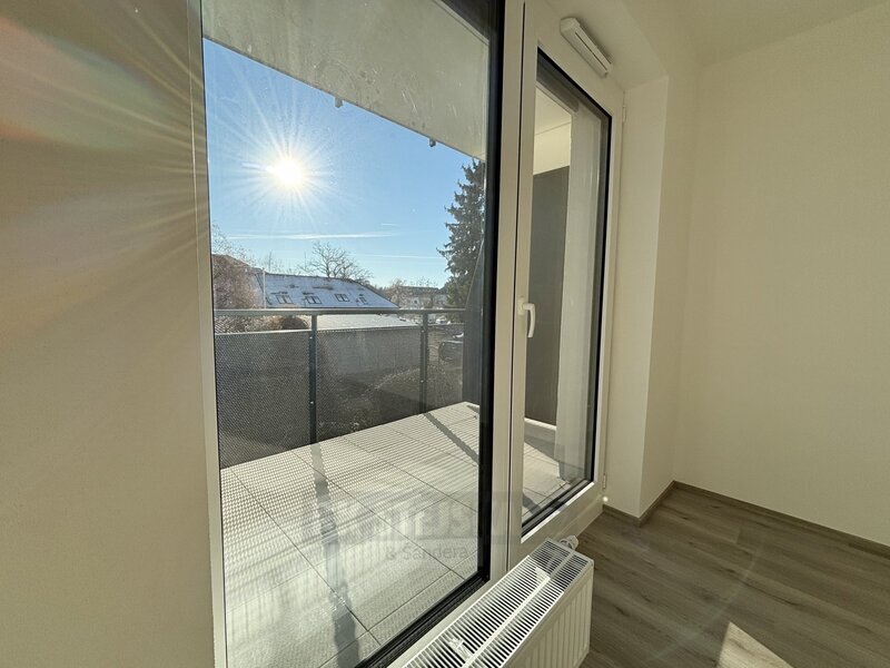 Pronájem 1+kk 36,3 m² - 2