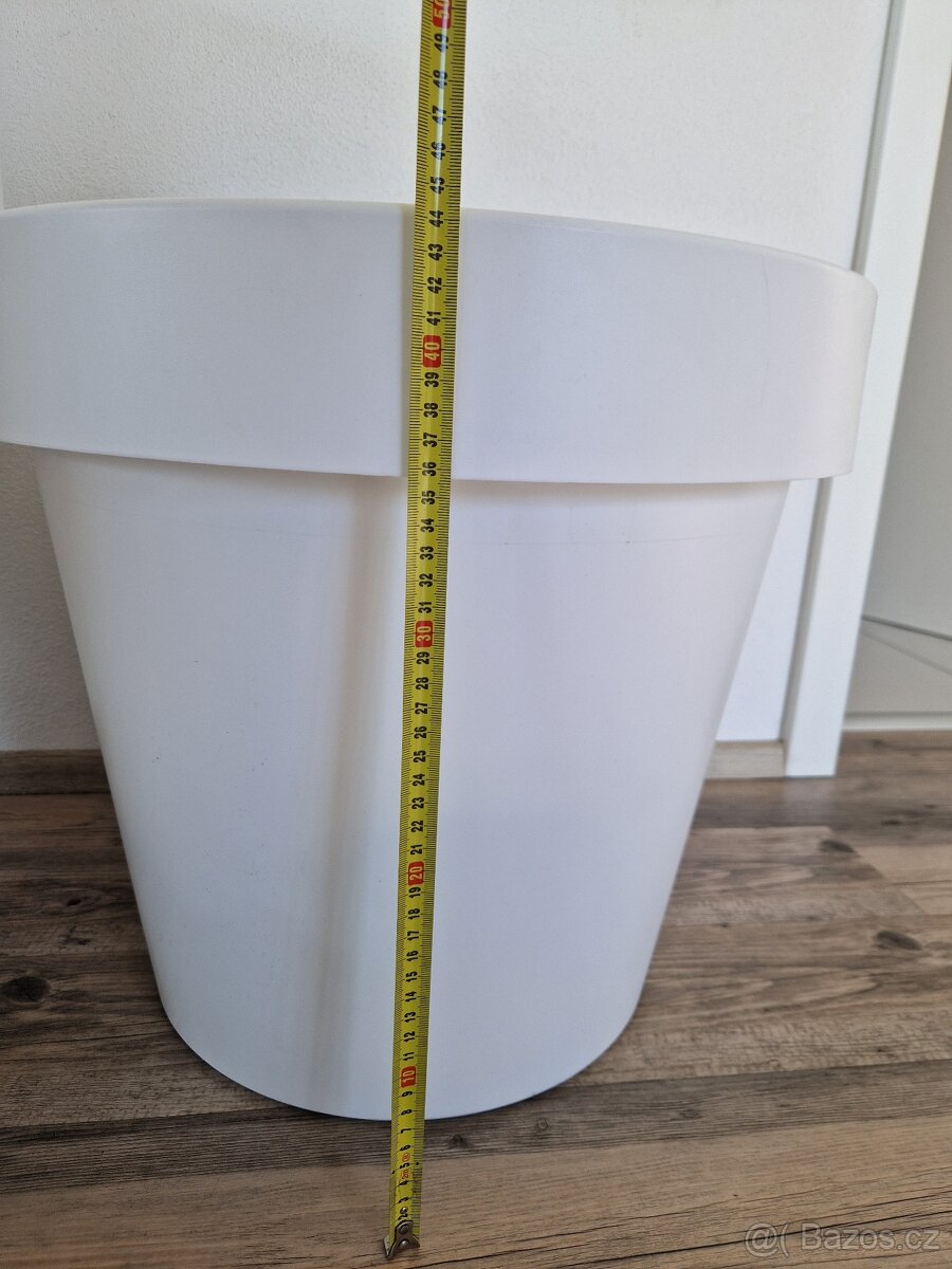 Velky bily kvetinac - 4 ks - 2