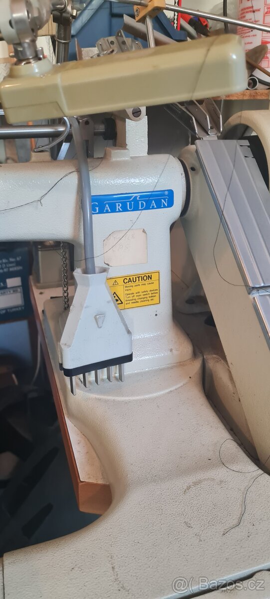 Průmyslový šicí stroj přeplátovací Garudan - 2