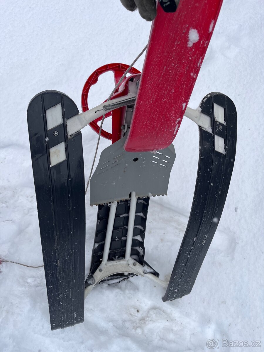 Skibob SnoBlade, sáně, sáňky na zimní radovánky - 2