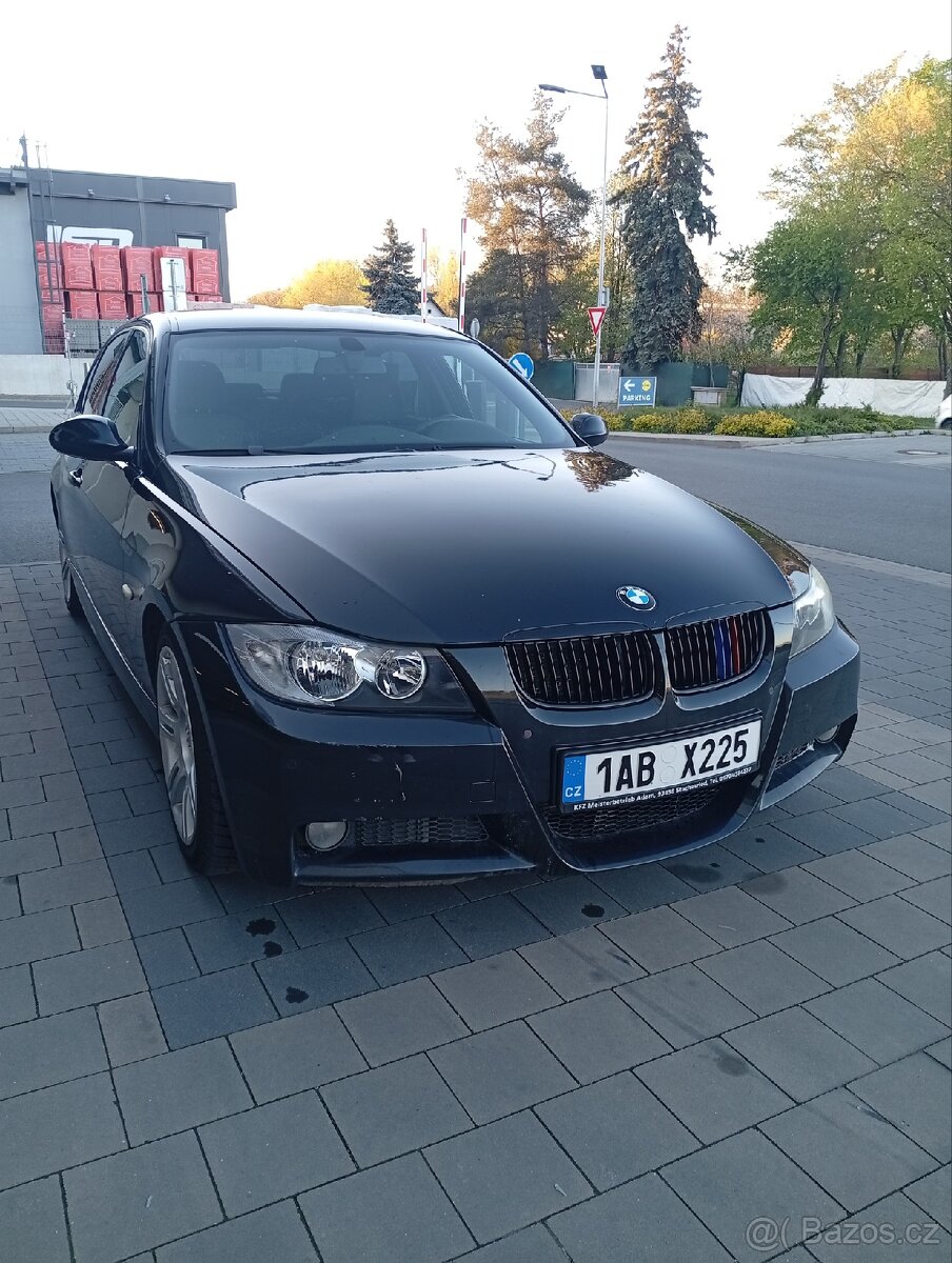 BMW E90 325i - 2