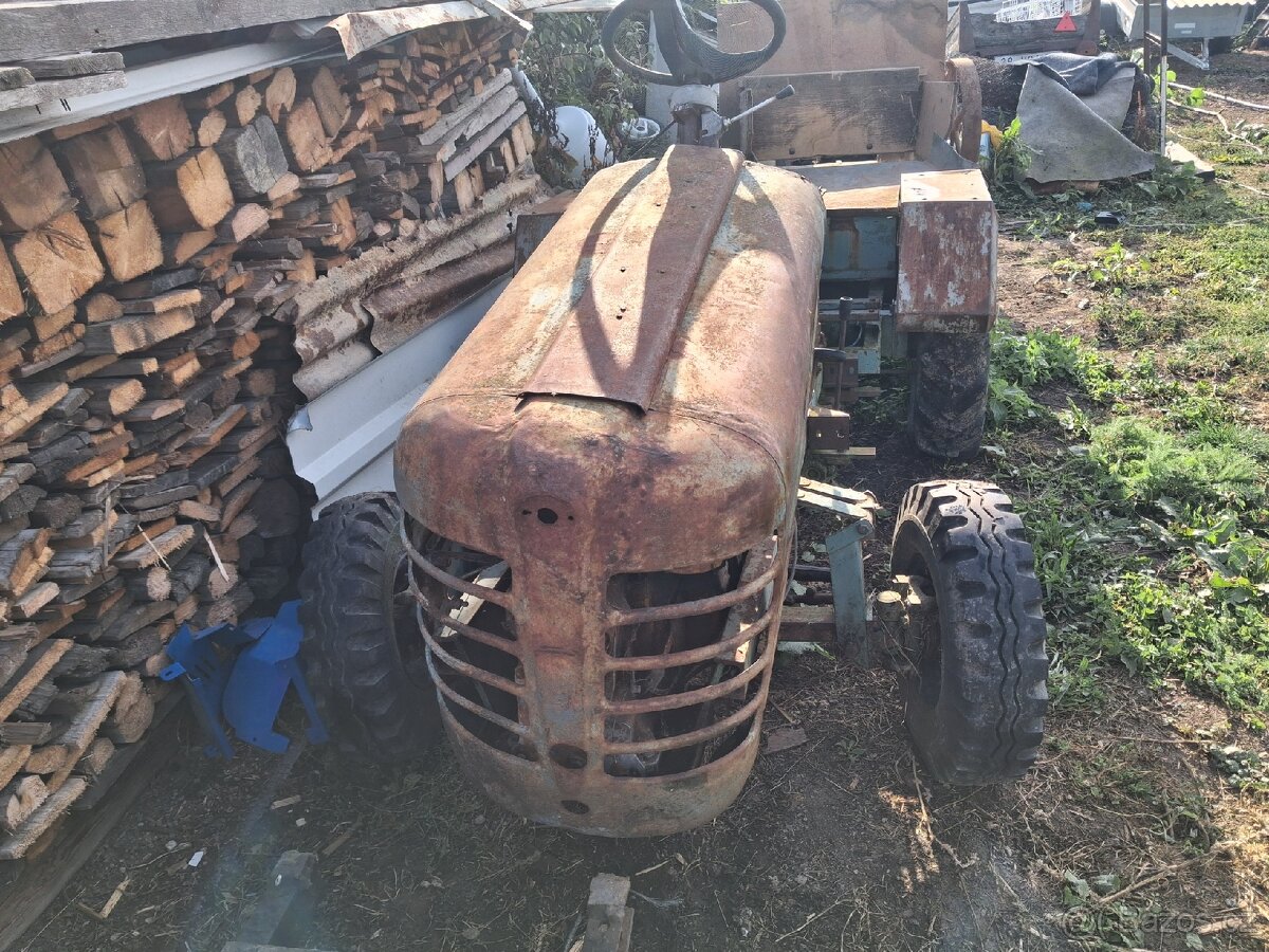 Malotraktor domácí výroby - 2