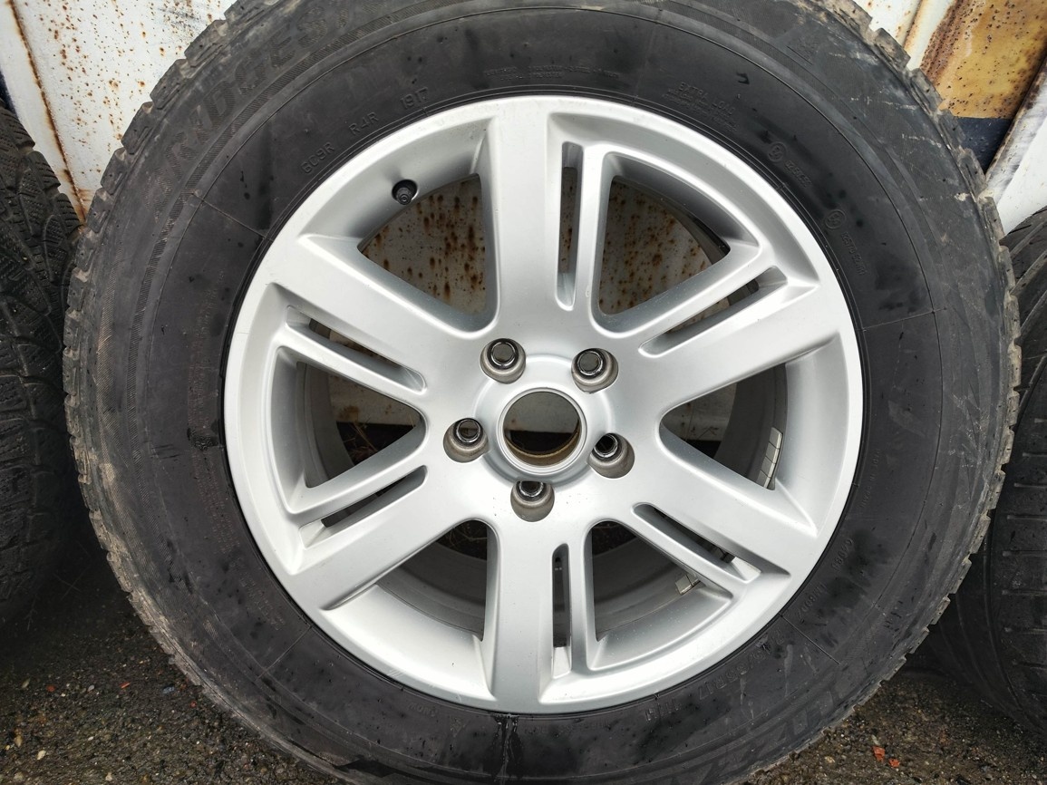 17"zimní alu sada Aldo 5x120 originál VW Amarok VW T5 T6