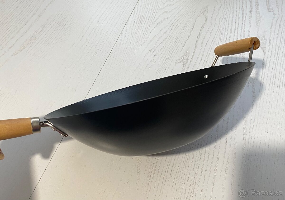 Wok pánev - 2