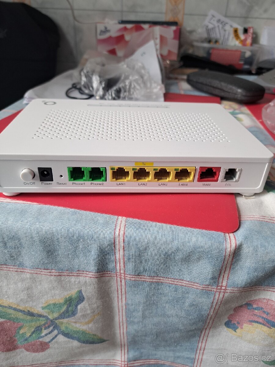 Modem O2 cca 12 měsiců mladý - 2